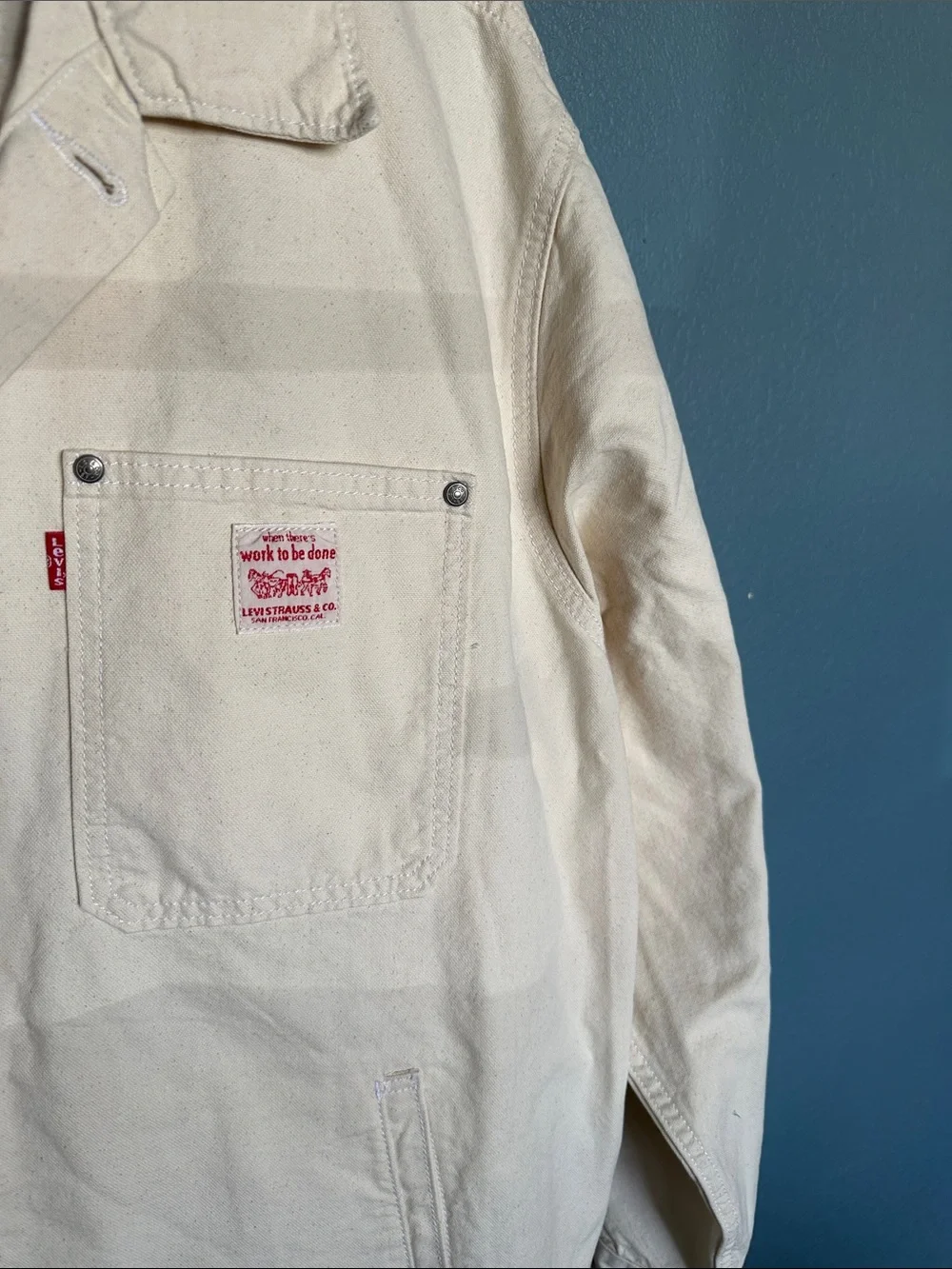 Levi's Off-White Denim Jacket with Chest Pockets